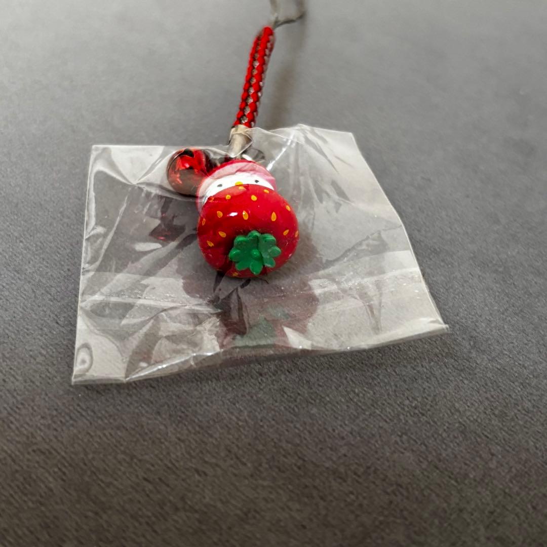 博多あまおうキティ 根付け ご当地キティ レアデザイン 苺 いちご