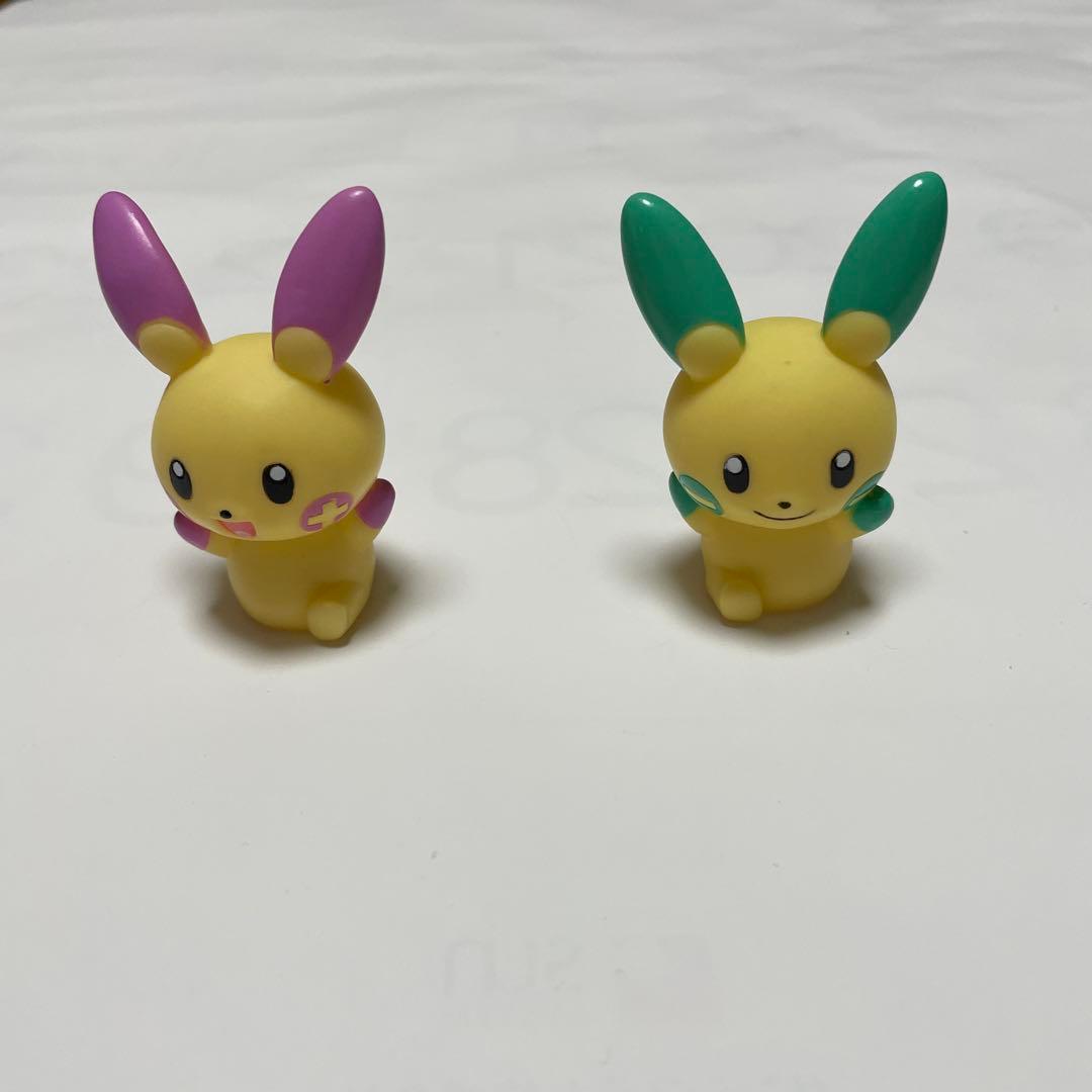 ポケモン　指人形　プラスル、マイナン　色違い