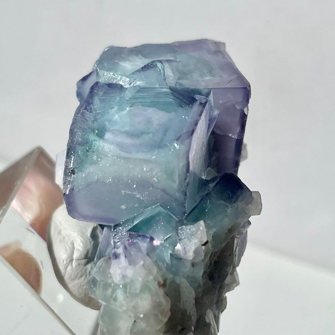 391 中国　ヤオガンシャン産　ポーセリンフローライト