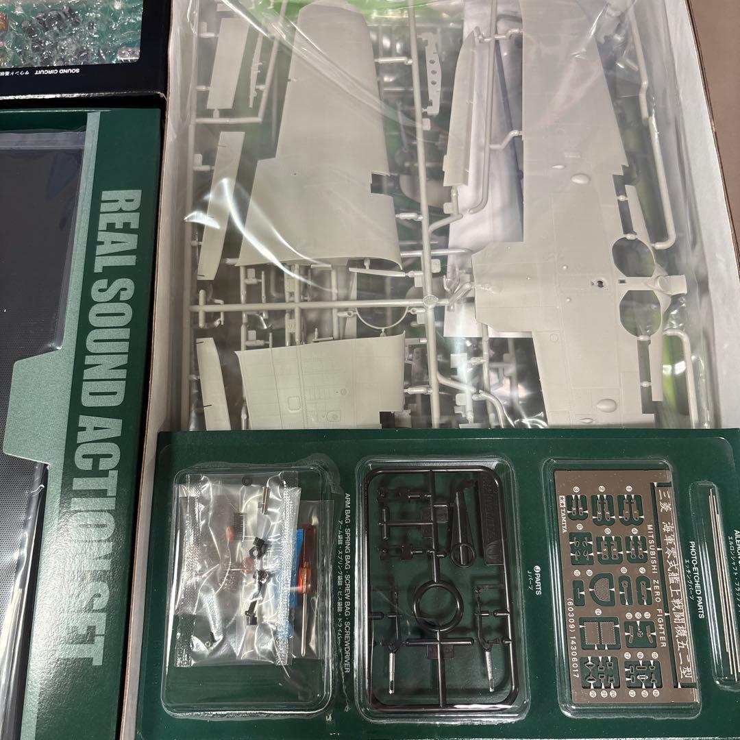 【未組立】1/32 零戦52型　リアルサウンド・アクションセット