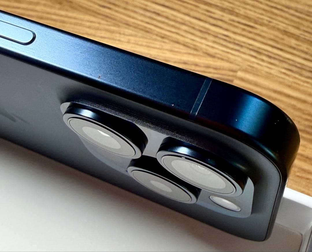 iPhone15 Pro 256GB (SIMフリー) ブルーチタニウム　美品