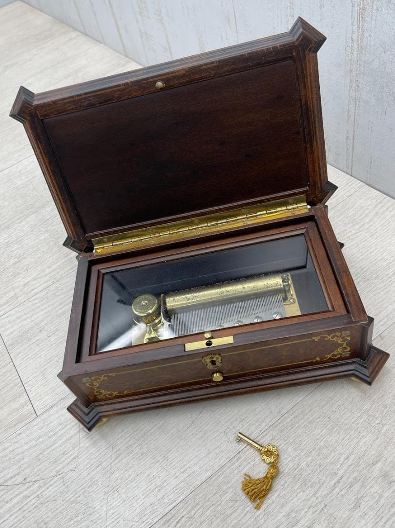 REUGE MUSIC オルゴール Romance 動作確認済 イタリア製