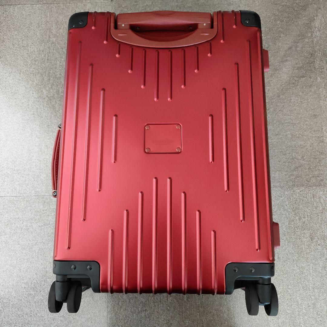 イノベーター Sサイズ INV1811 機内持ち込み 36L
