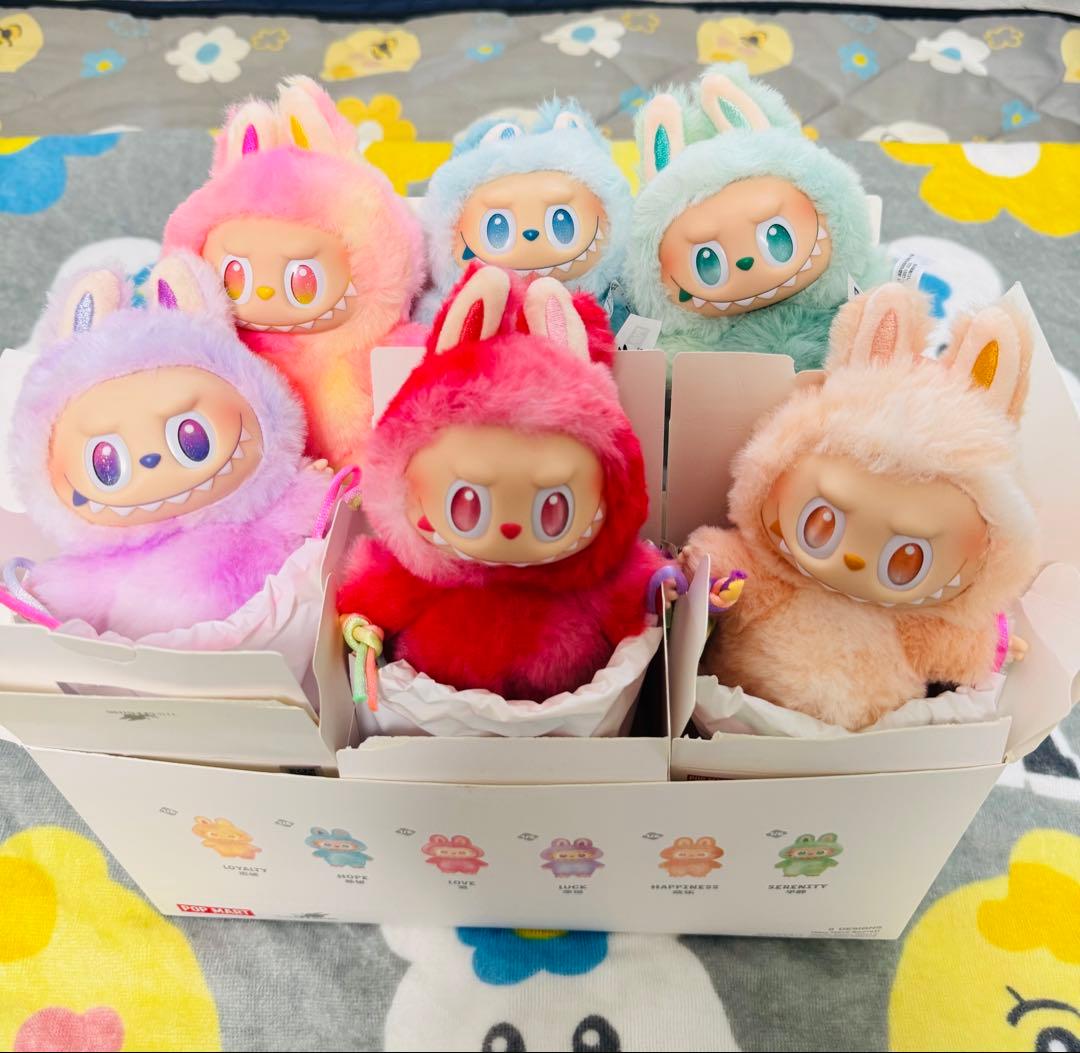 ラブブ BIG INTO ENERGY アソート　popmart エナジー