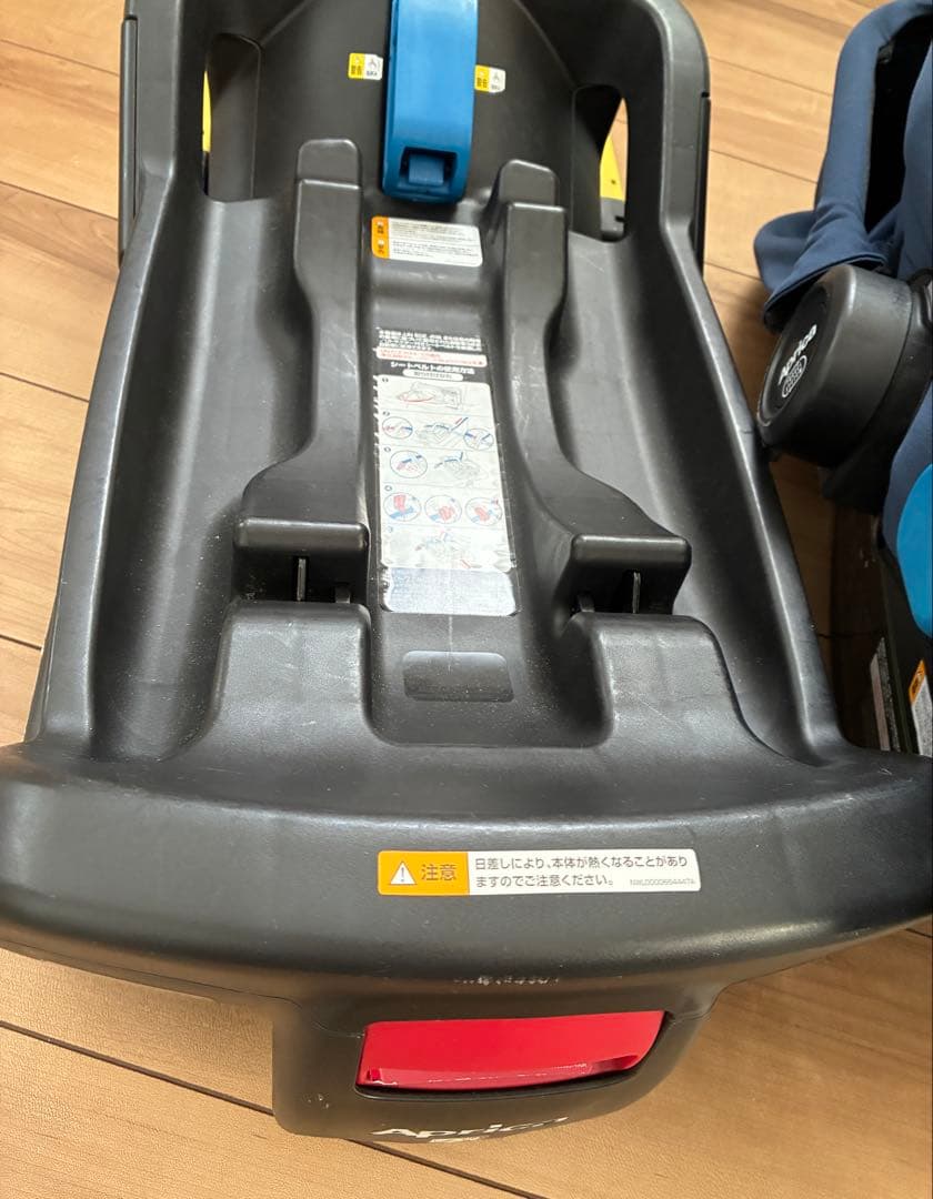 アップリカ スムーヴTS インファントカーシート　ISOFIXベース セット