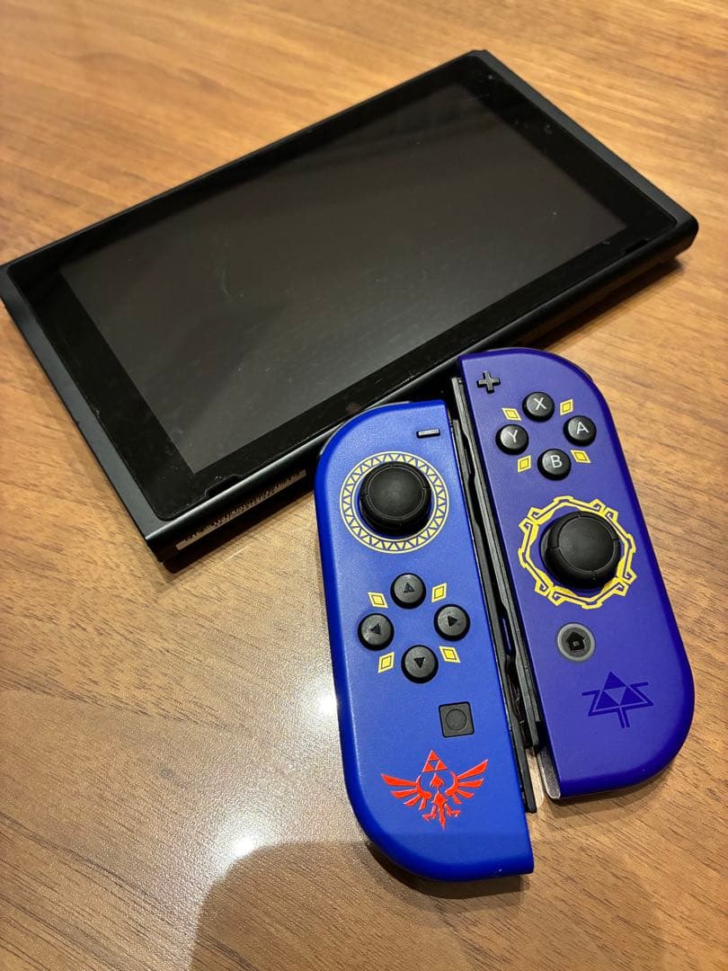 Nintendo Switch ゼルダの伝説デザイン本体　本体2019年購入