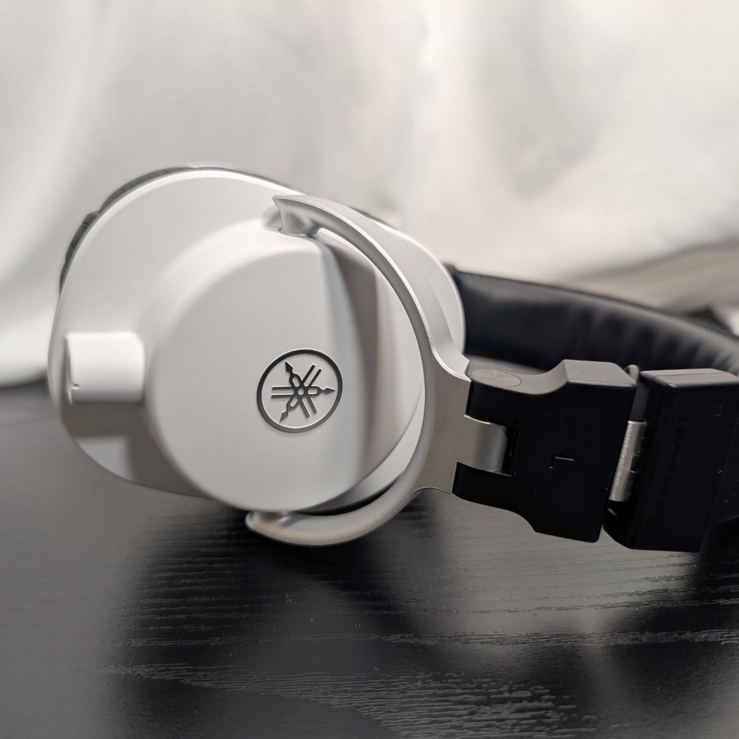 ヘッドホン YAMAHA HPH-MT5w
