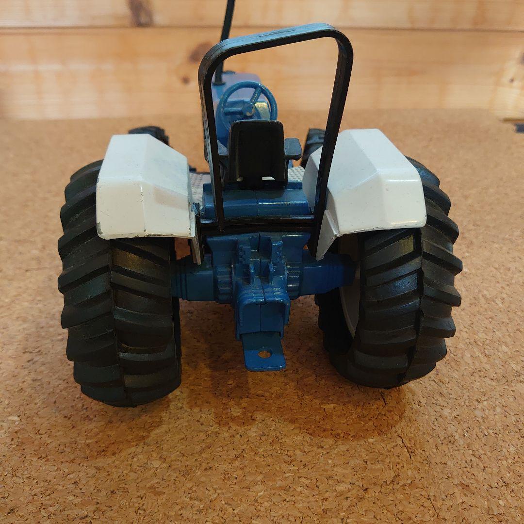 ミニカー FORD tractor 7740 ERTL made in USA