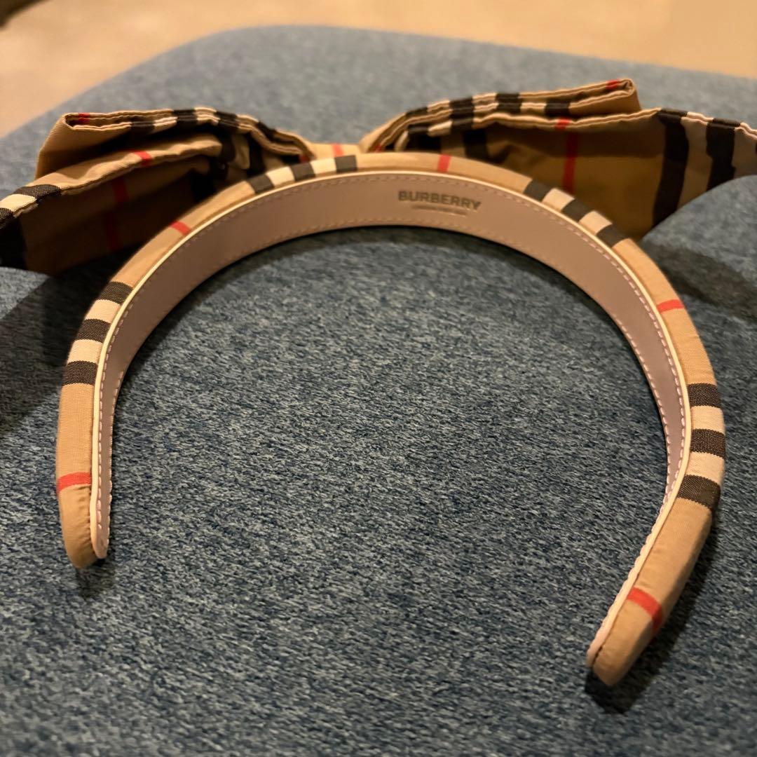 BURBERRY ノバチェックリボン付きカチューシャ