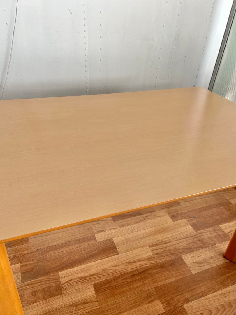 667 大塚家具 ダイニングテーブル　北欧風 モダン ナチュラル 幅135 a