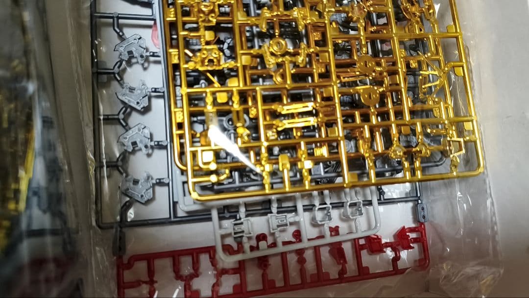 ひまねこ　RG ニューガンダムチタニウムフィニッシュダブルフィンファンネル