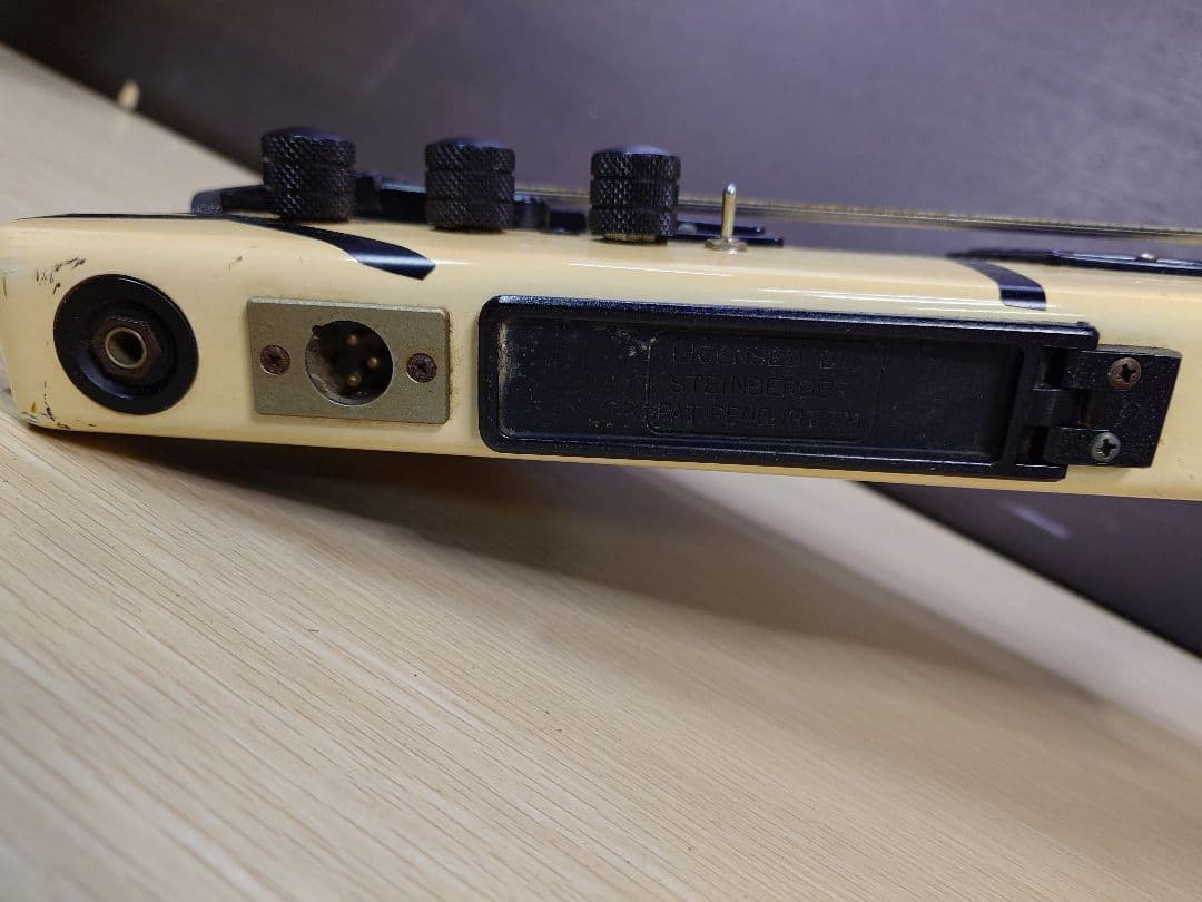 4*k様 HOHNER B2A エレキベース オリジナルデザイン