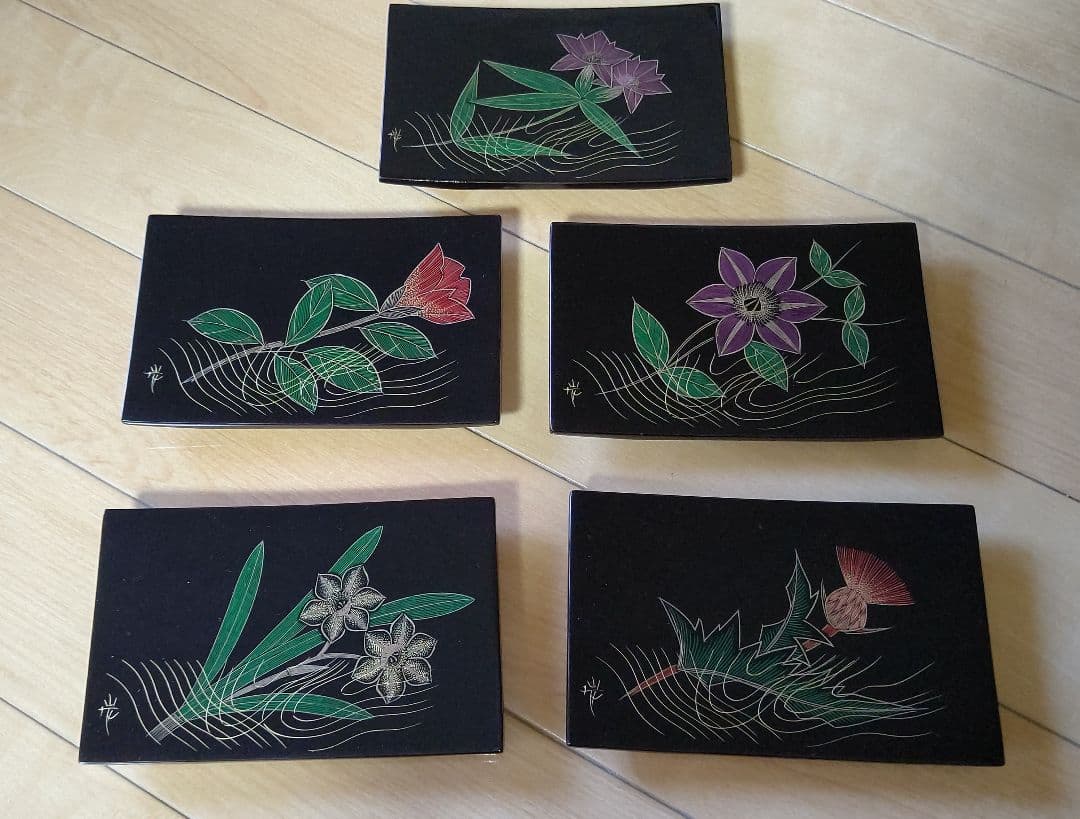 象嵌 絵変 銘々皿 5客 角野岩次 沈金 四角 黒 脚付き