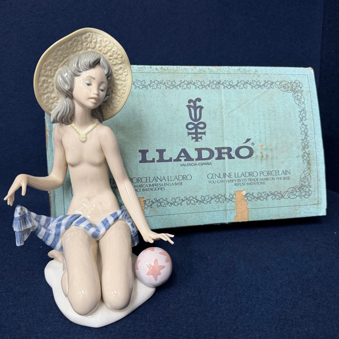 LLADRO リヤドロ 裸の少女 1481 フィギュリン 陶器 箱付