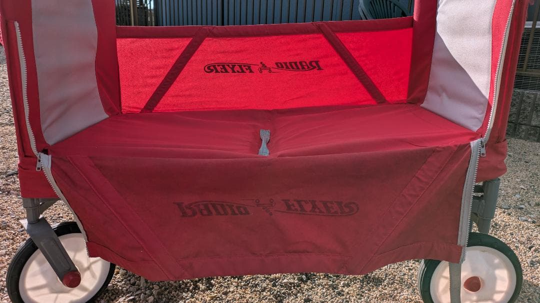 Radio Flyer カート 赤