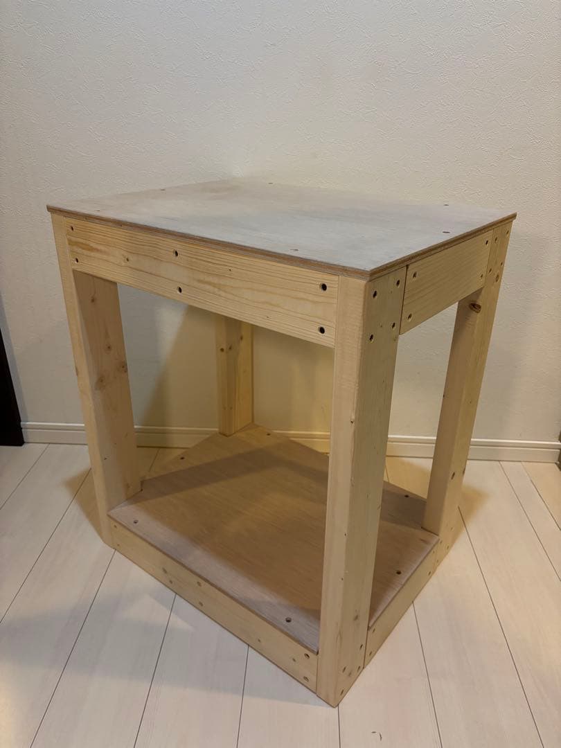 んにゃぴ  水槽台