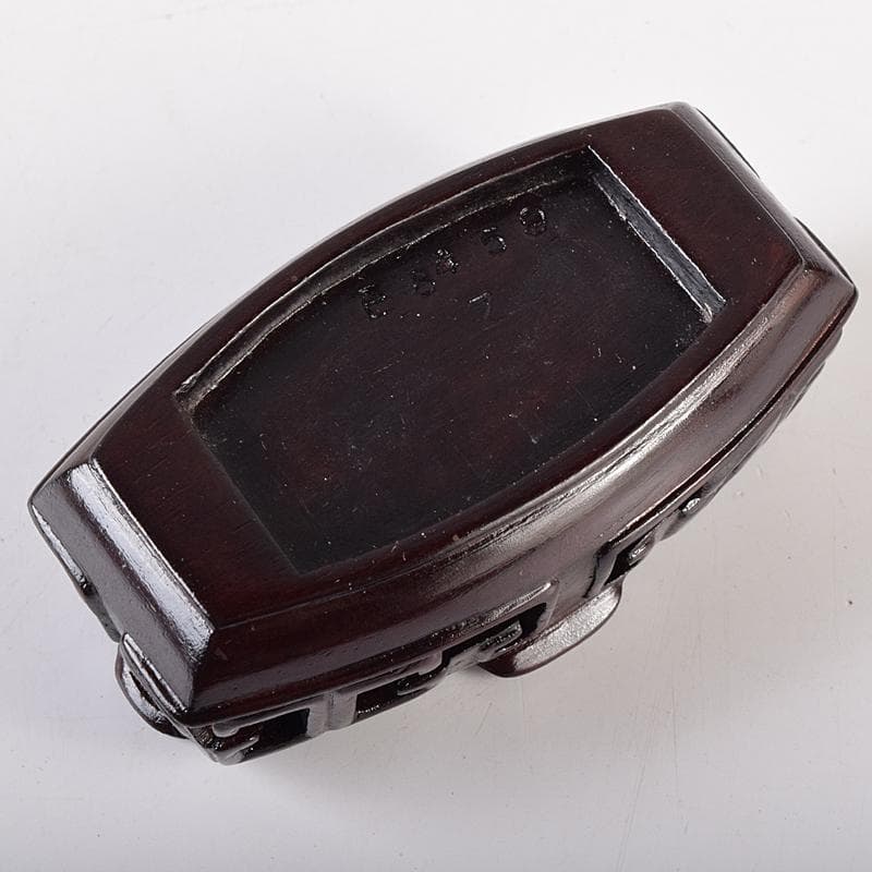 中国　玉石翡翠彫刻　飾壷　約530g　唐木台付　D　R8759