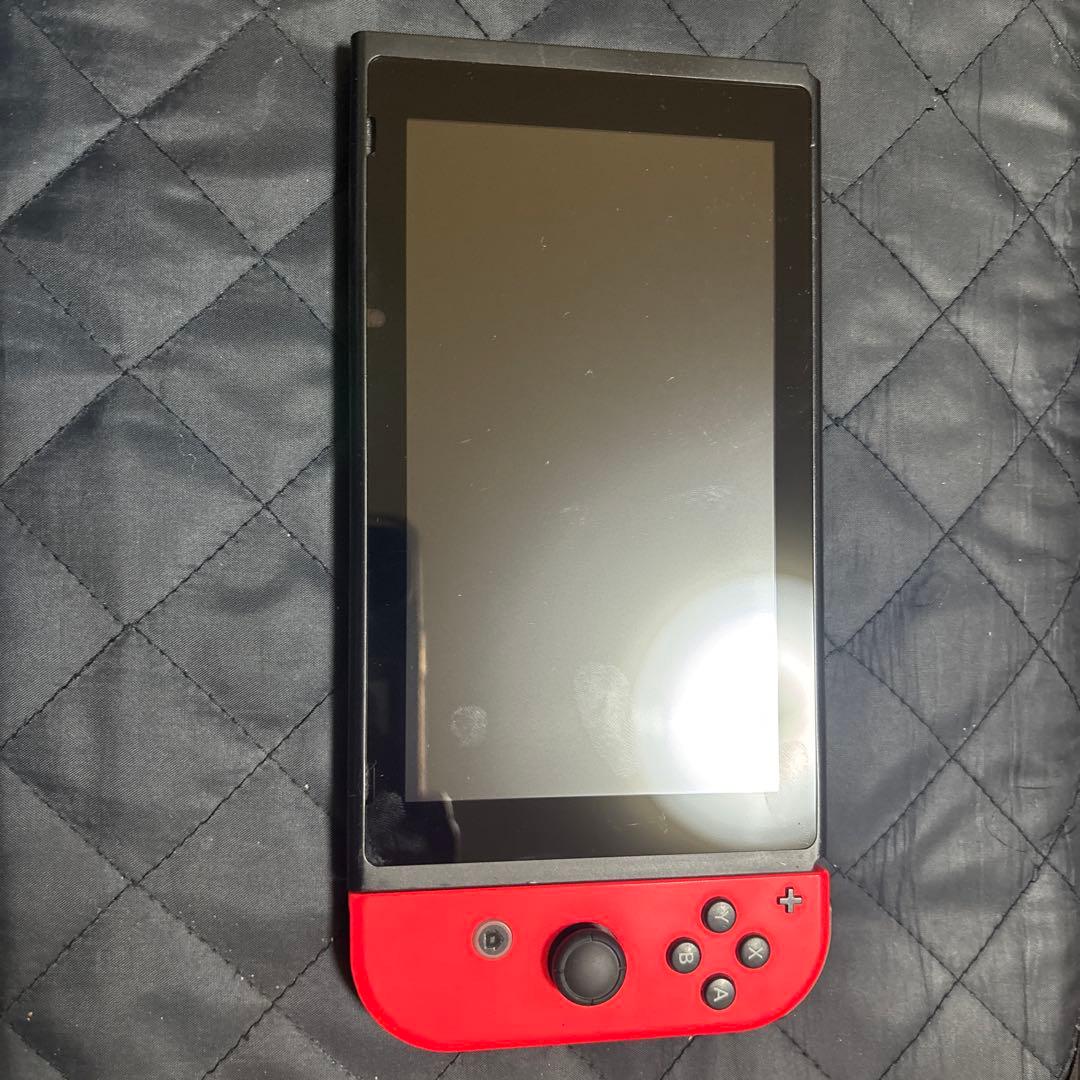 な*た様 Nintendo Switch 赤/黒 本体とゲームソフト5本