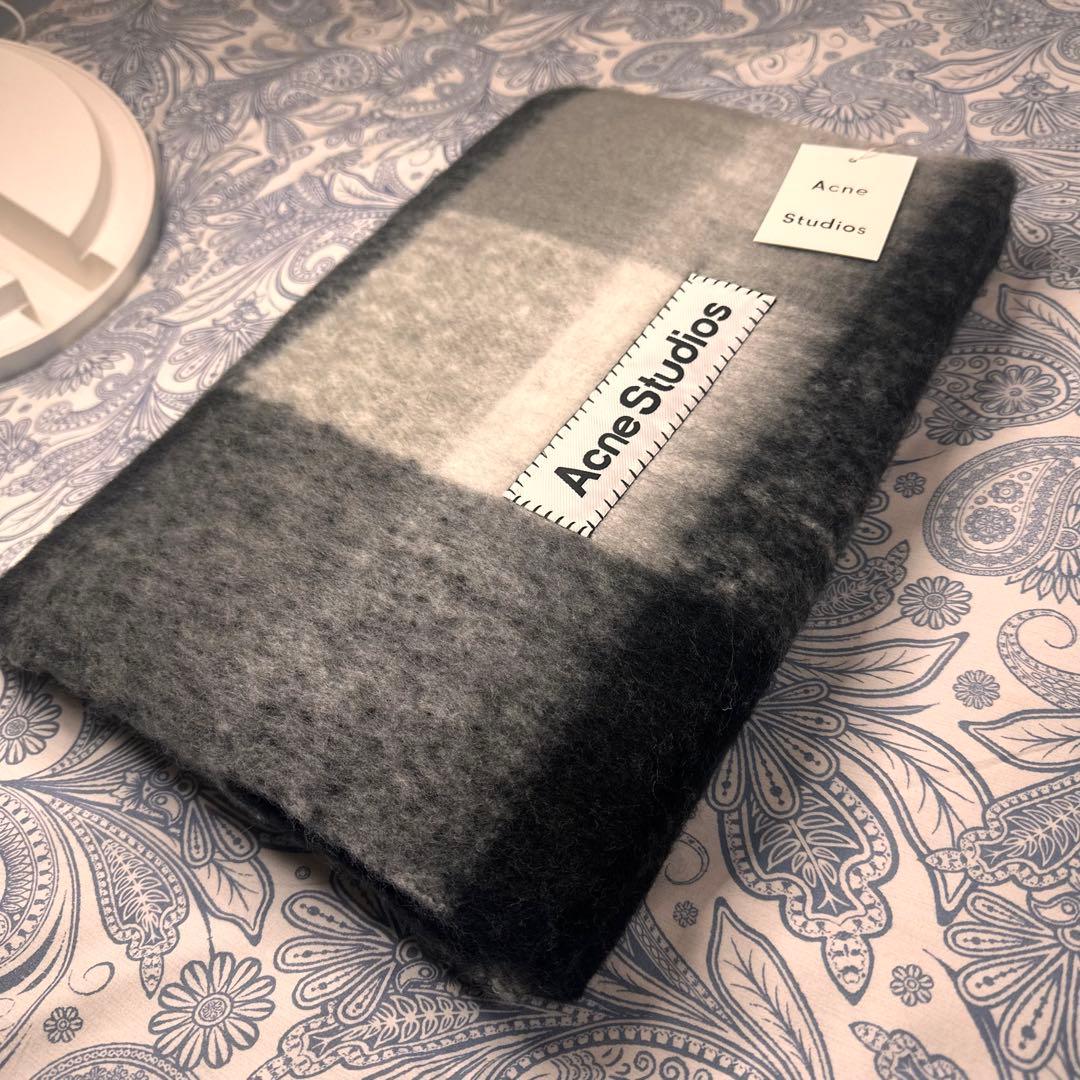 黒ACNE STUDIOS 新品未使用 モヘアチェック柄スカーフ　マフラー