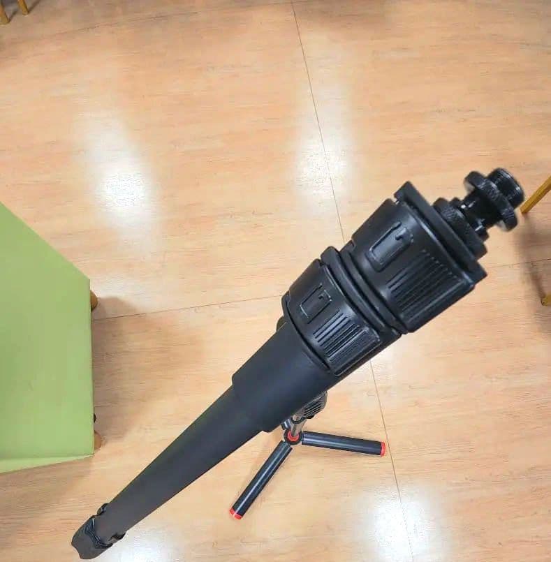 gator マイクスタンド 三脚式 黒と赤