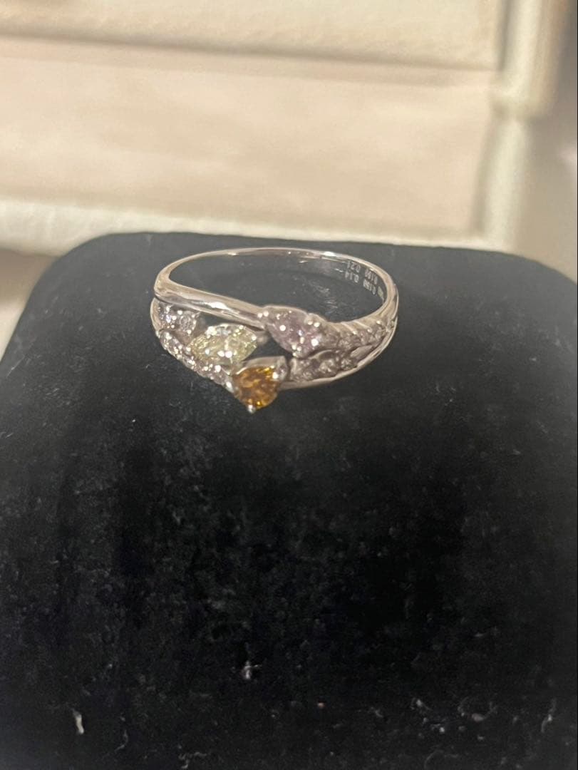 Pt900 ファンシーカラーダイヤモンド　リング　プラチナ　ピンクダイヤモンド