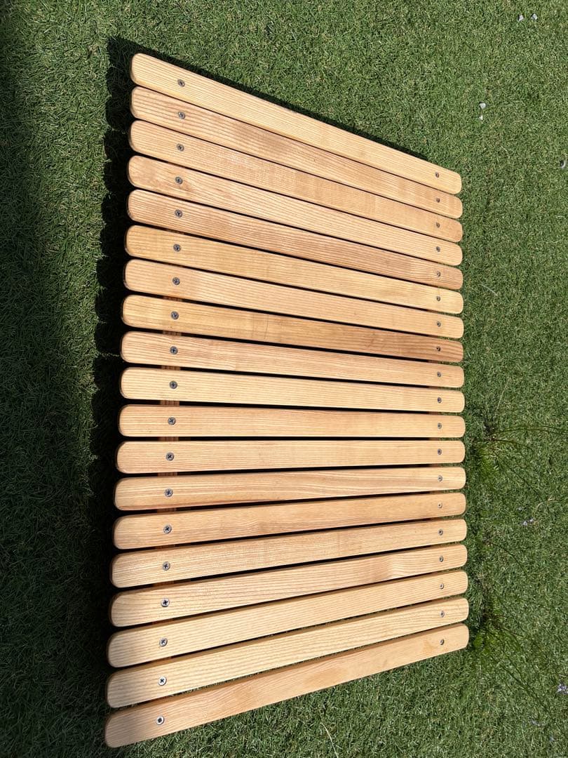 バイヤーオブメイン　パンジーンイーストポートテーブル