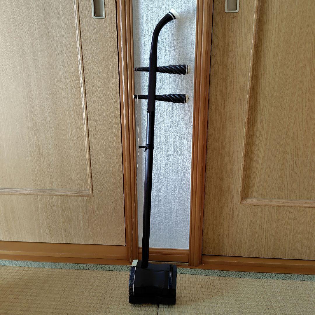 二胡　８点セット（ 弓２本、弦、駒、 千斤糸、整調笛、松脂、ケース付き）