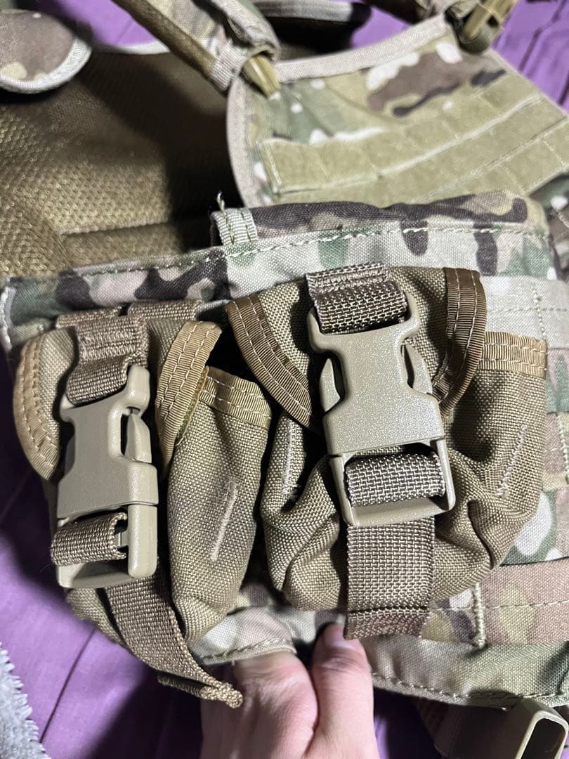 CONDOR プレートキャリア＆マガジンポーチ マルチカム ＆米軍放出品ポーチ