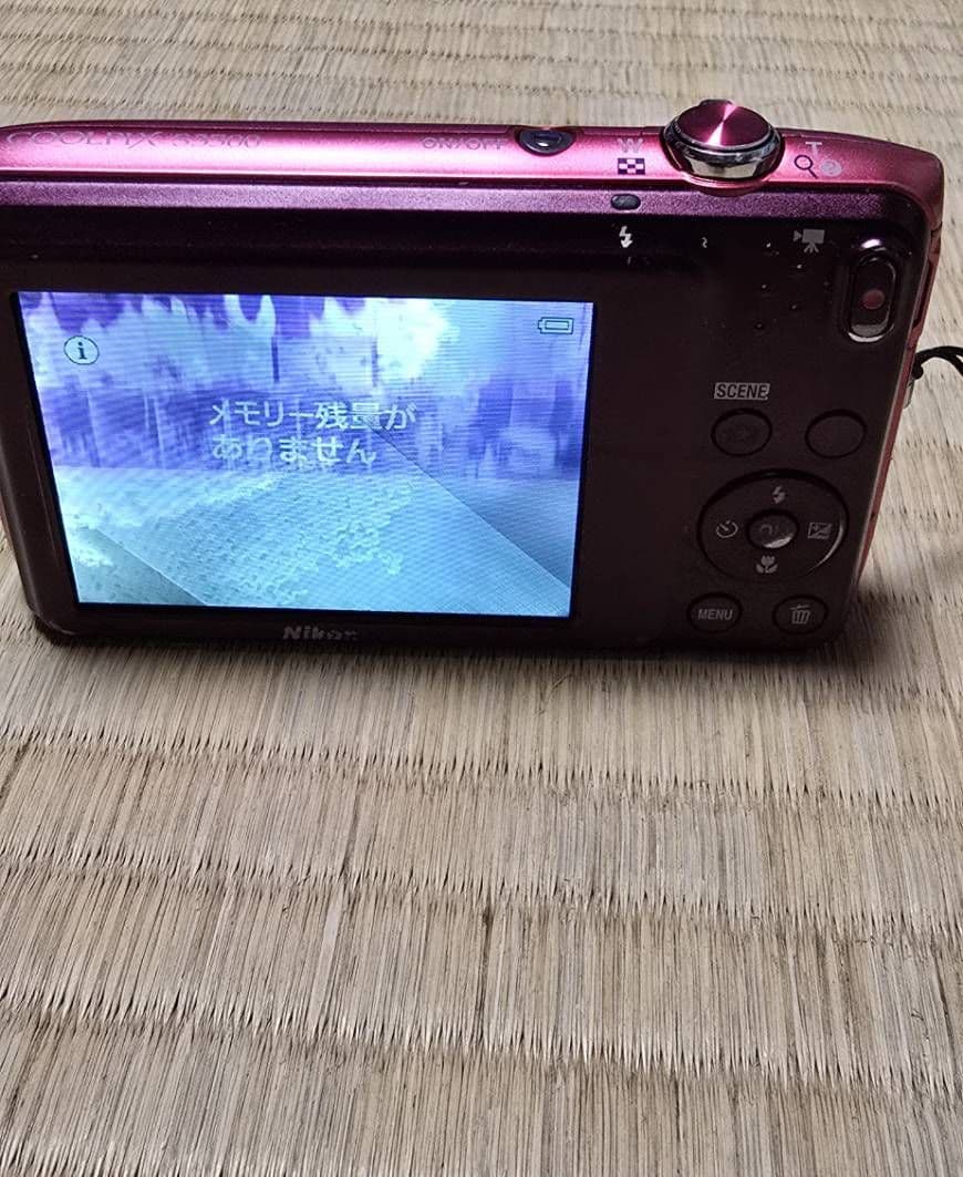 訳あり　Nikon COOLPIX ピンク デジタルカメラ