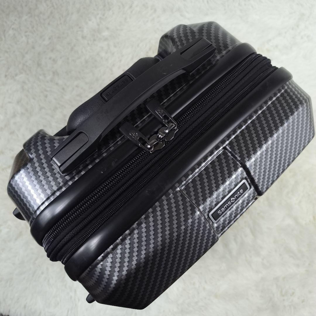 ✨極美品✨ サムソナイト キャリーケース カーボン調 機内持込 4輪 銀