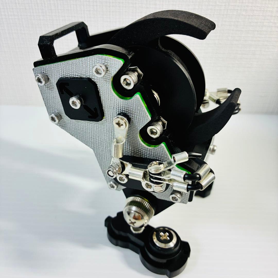 ROBOTOYS ロボット型ウォッチスタンド シルバー ASW-01-SF-SV