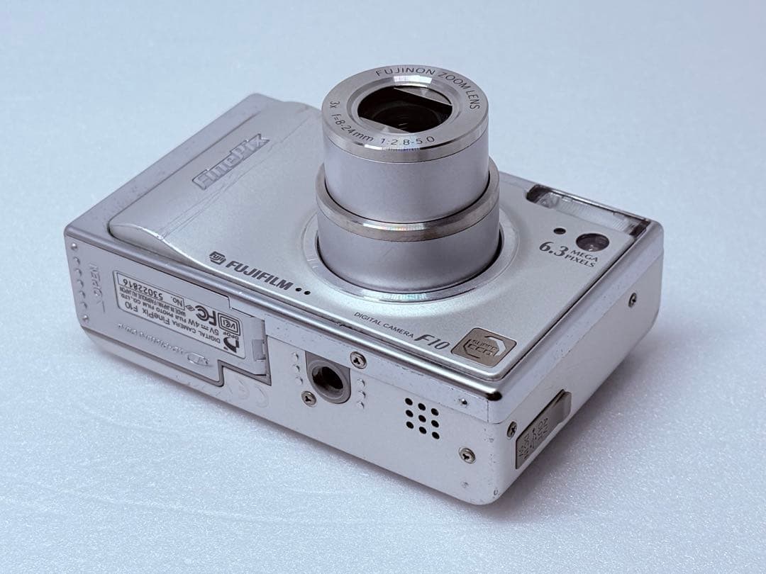 FUJIFILM finepix F10 コンパクトデジカメ 動作確認済