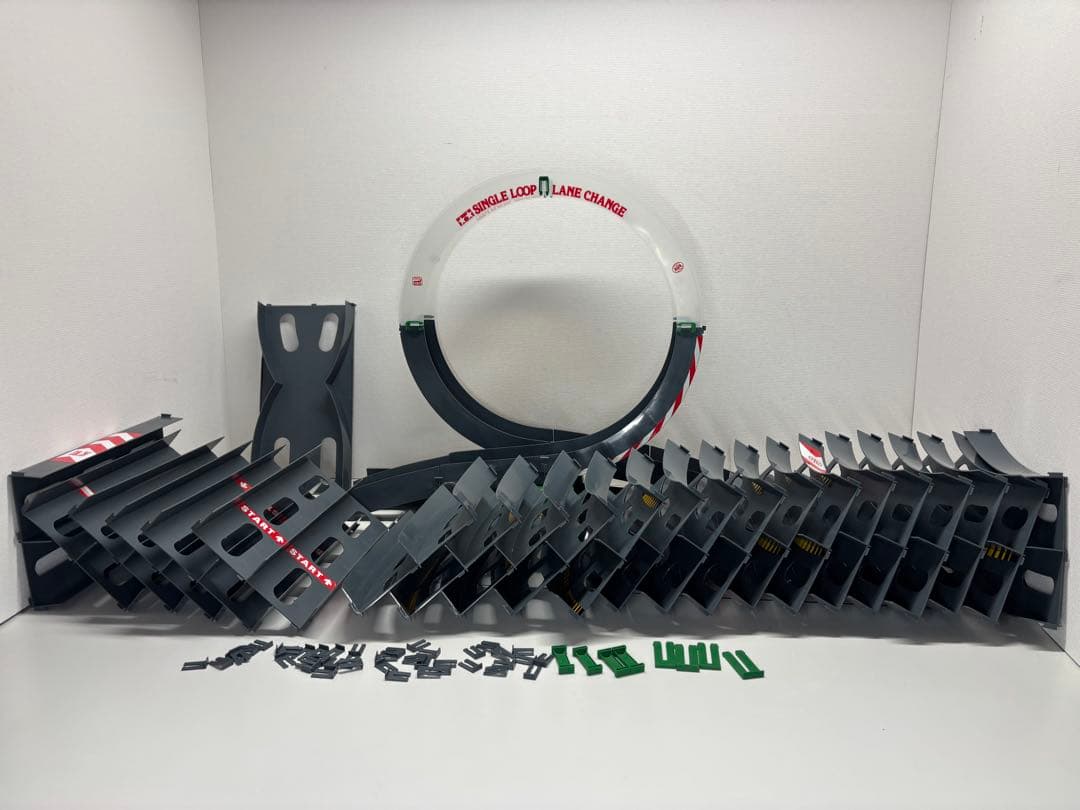 タミヤ ミニ四駆 増量 オーバルホームサーキット シングルループ レーンチェンジ