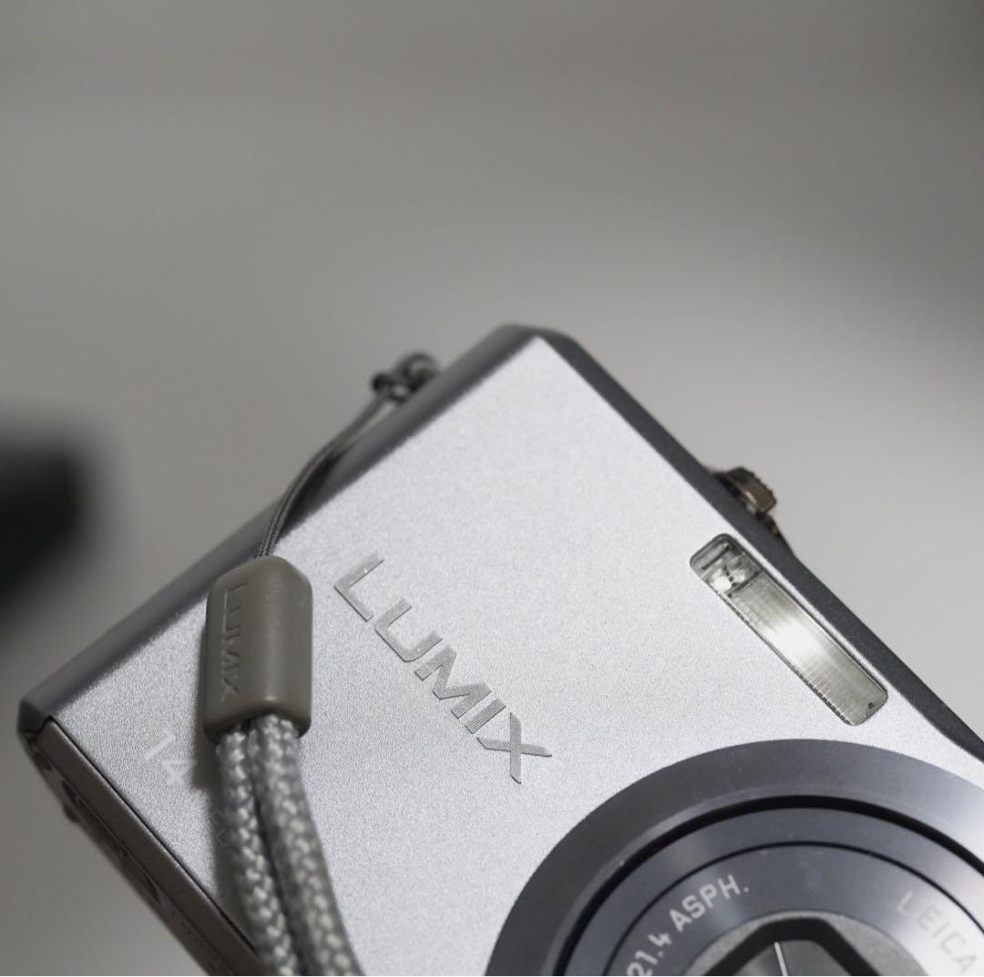 Panasonic コンパクトデジタルカメラ DMC-FX150