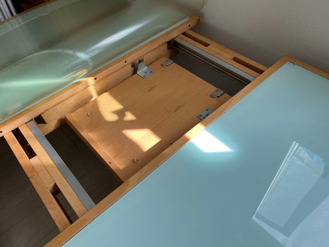 大塚家具　ダイニングテーブル　伸縮ガラストップ　木製ナチュラル