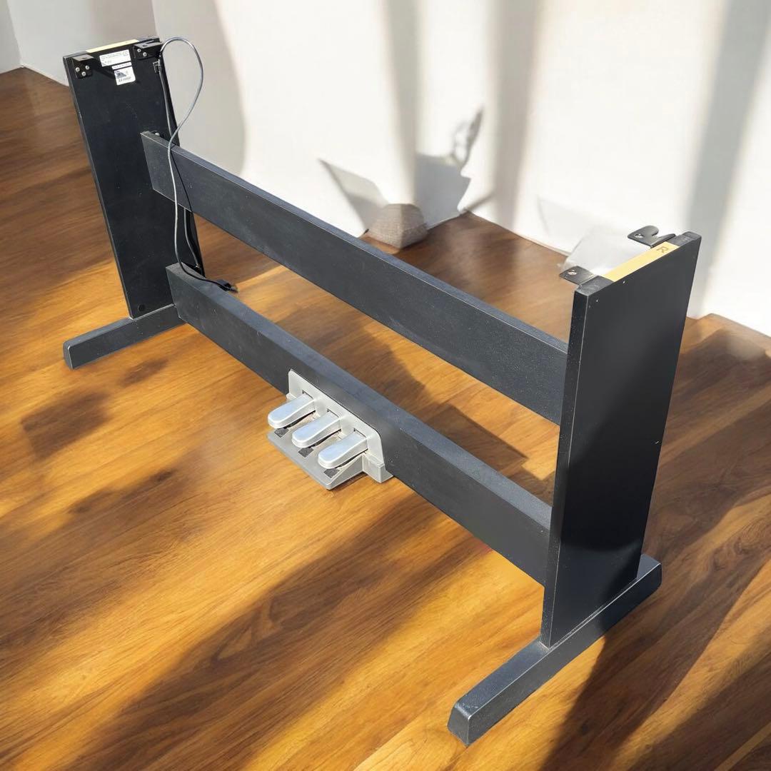 【純正品】YAMAHA 電子ピアノ P-255用 台 + ペダルセット 美品