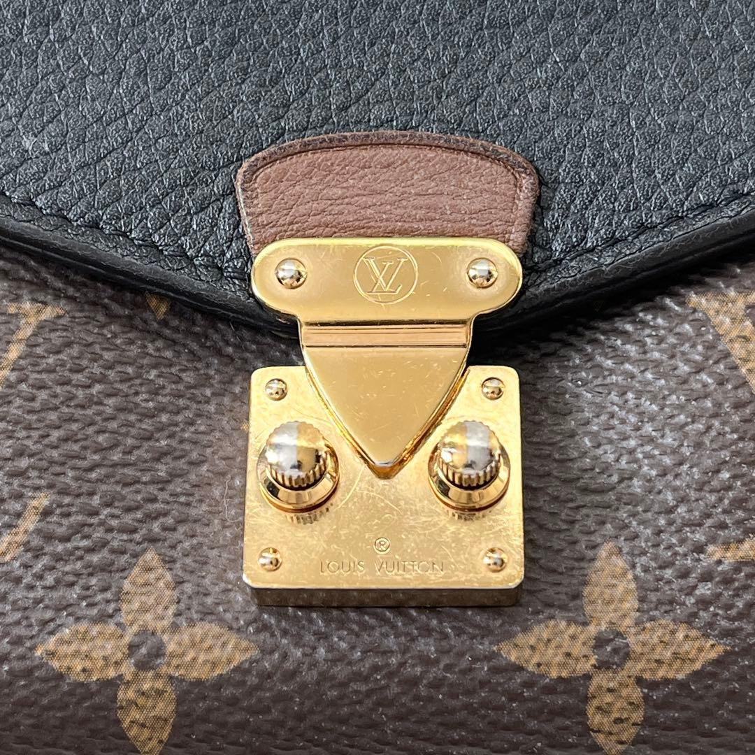 ルイヴィトン 三つ折り財布　ポルトフォイユ パラス コンパクト　モノグラム