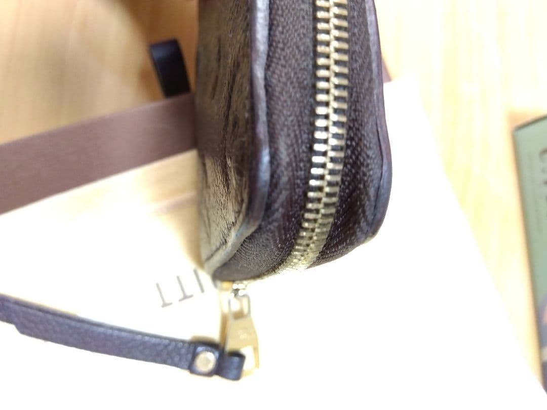ヴィトン ジッピーパース ケース