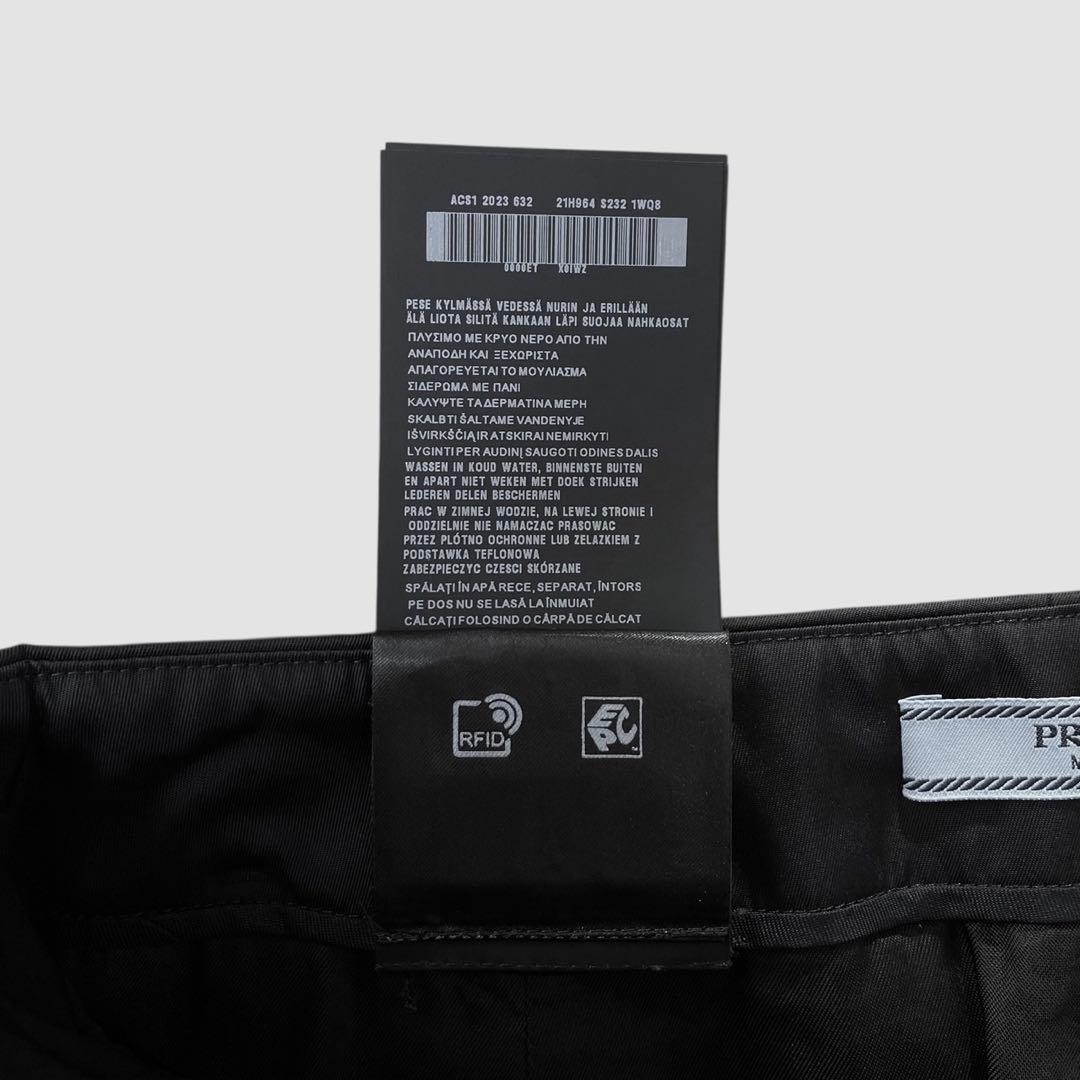 【美品】PRADA プラダ リナイロン ペンシルスカート 三角ロゴプレート 黒