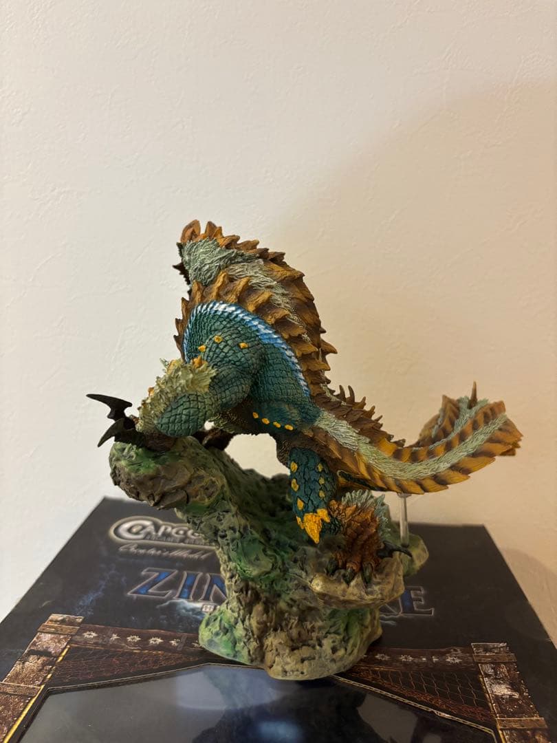 フィギュアビルダー クリエイターズモデル 雷狼竜 ジンオウガ