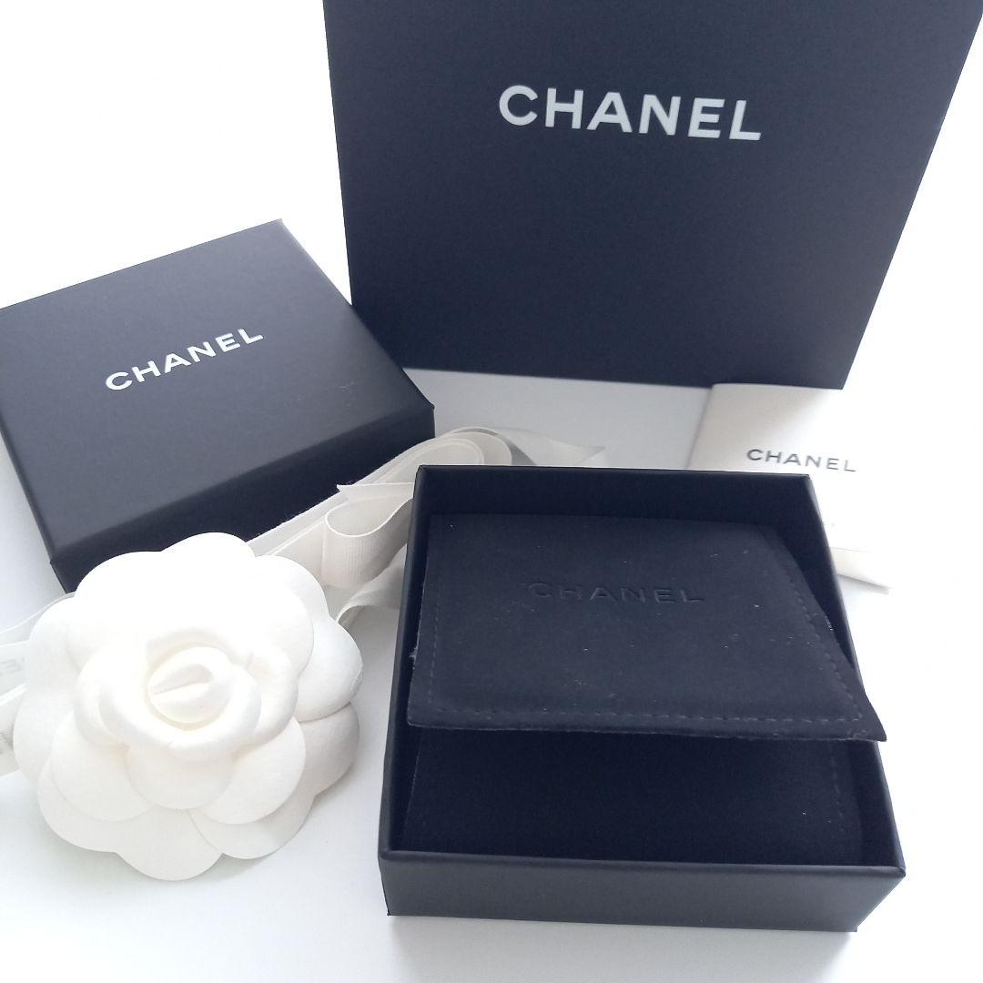 CHANEL シャネル　パール　ブローチ　ココマーク　CC