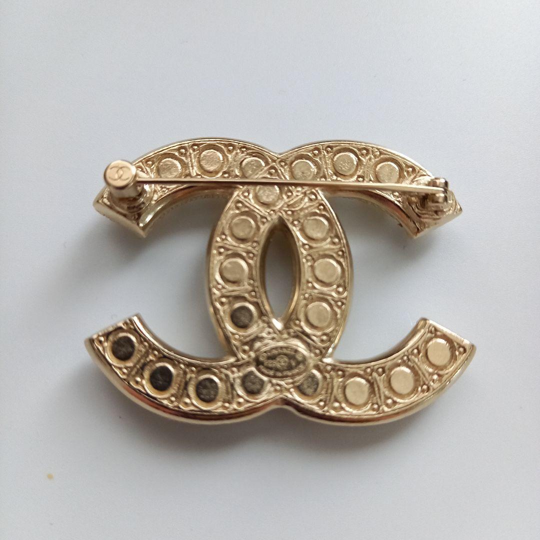 CHANEL シャネル　パール　ブローチ　ココマーク　CC
