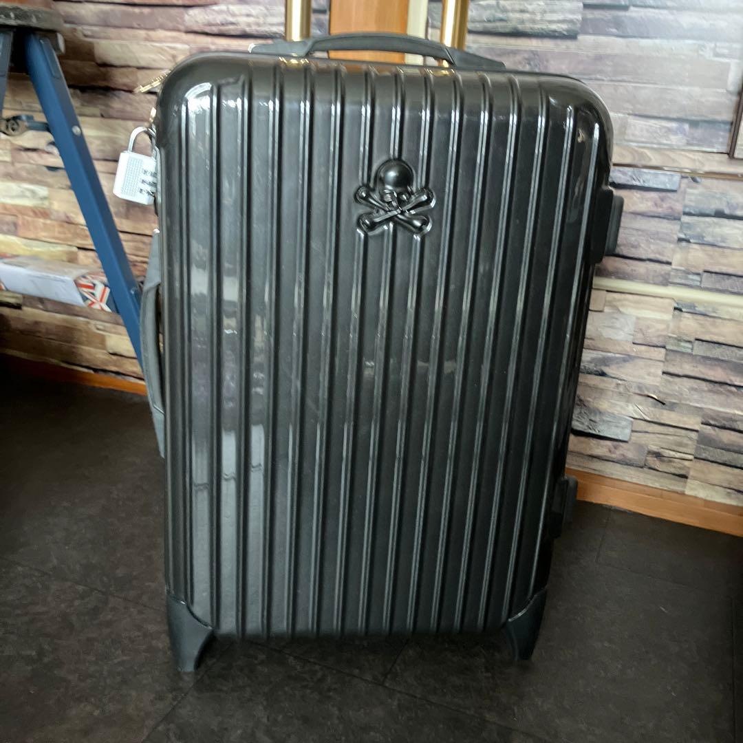 Roen キャリーケース　約30L 2輪　機内持ち込み可能