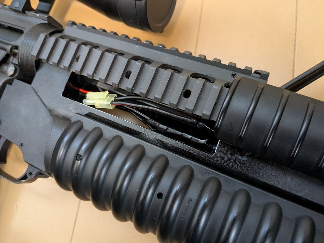 マルイ　M4 ris スタンダード　電動ガン　M203 グレネード　スコープ　付