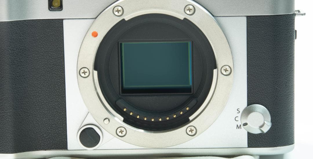 FUJI・X-A3とレンズXC16-50mmのセット