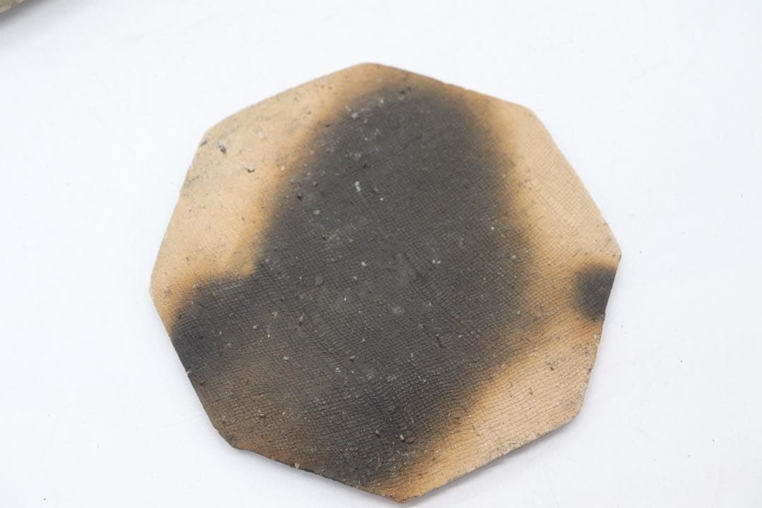 坂田甚内作　黒灰陶波紋六角皿3点　送料込み250607