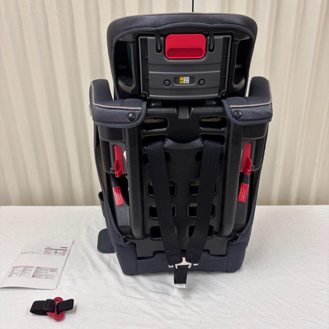 クリーニング済　☆美品☆　1〜11才まで　アップリカ　エアグルーヴ　人気のグレー