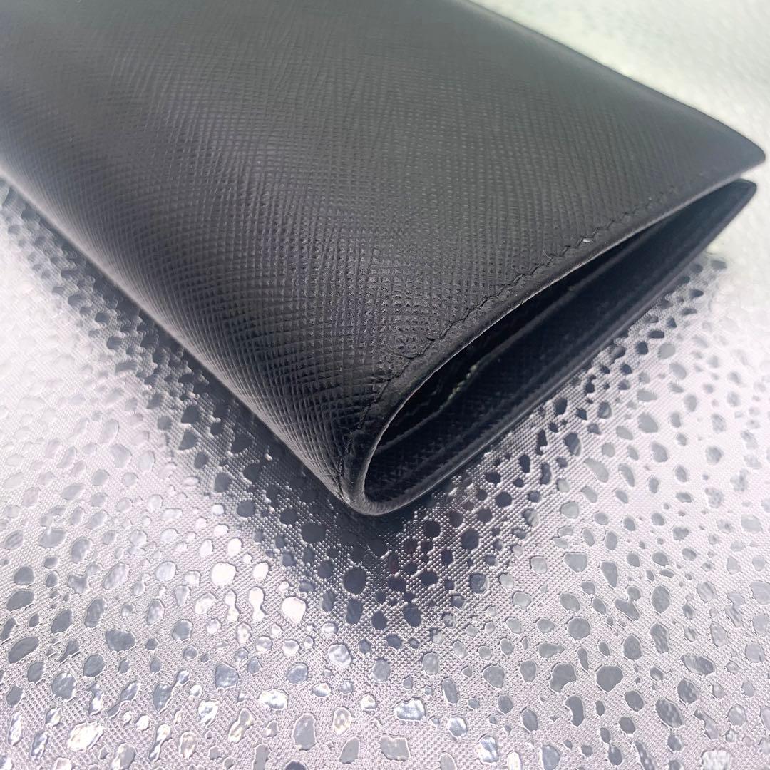 極美品！PRADA プラダ サフィアーノ 二つ折り財布 箱、ギャランティ有