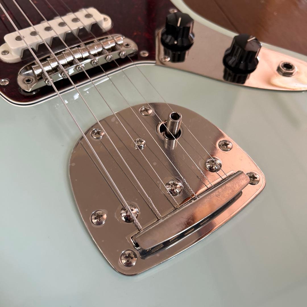 スクワイヤー　ジャガー　Classic Vibe '70s Jaguar