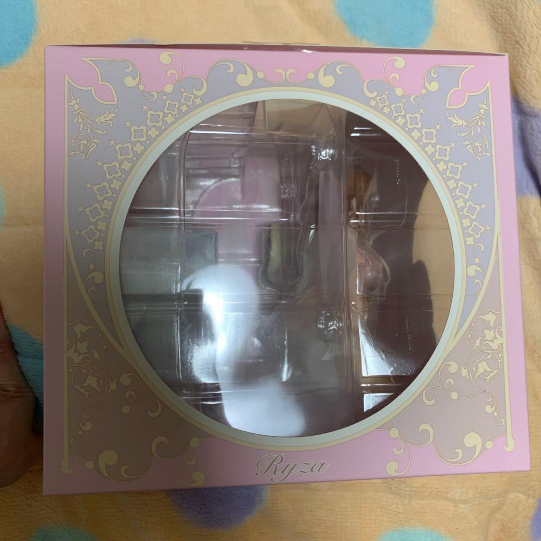 ライザ (ライザリン・シュタウト) ネグリジェVer.